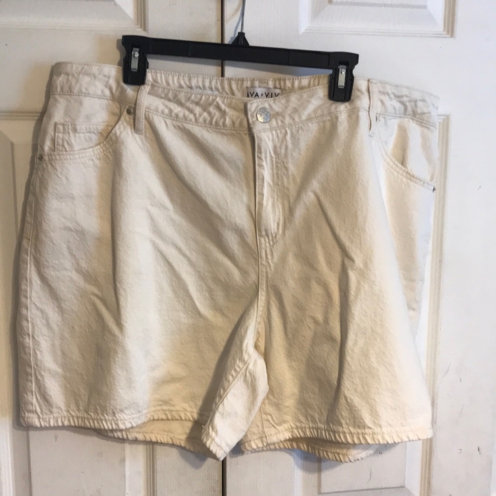 Women’s AVA + VIV Midi Denim Shorts